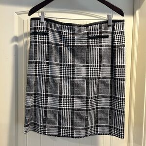 Talbots black white leather details skirt 14P